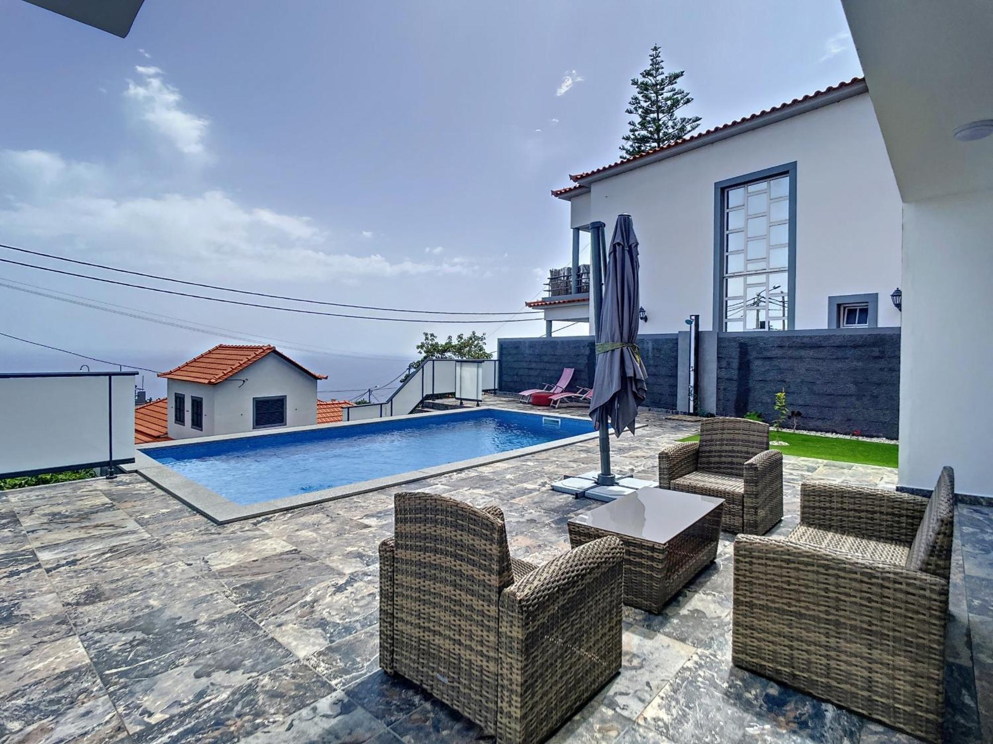 Casa Teixeira By Atlantic Holiday Estreito Da Calheta Luaran gambar