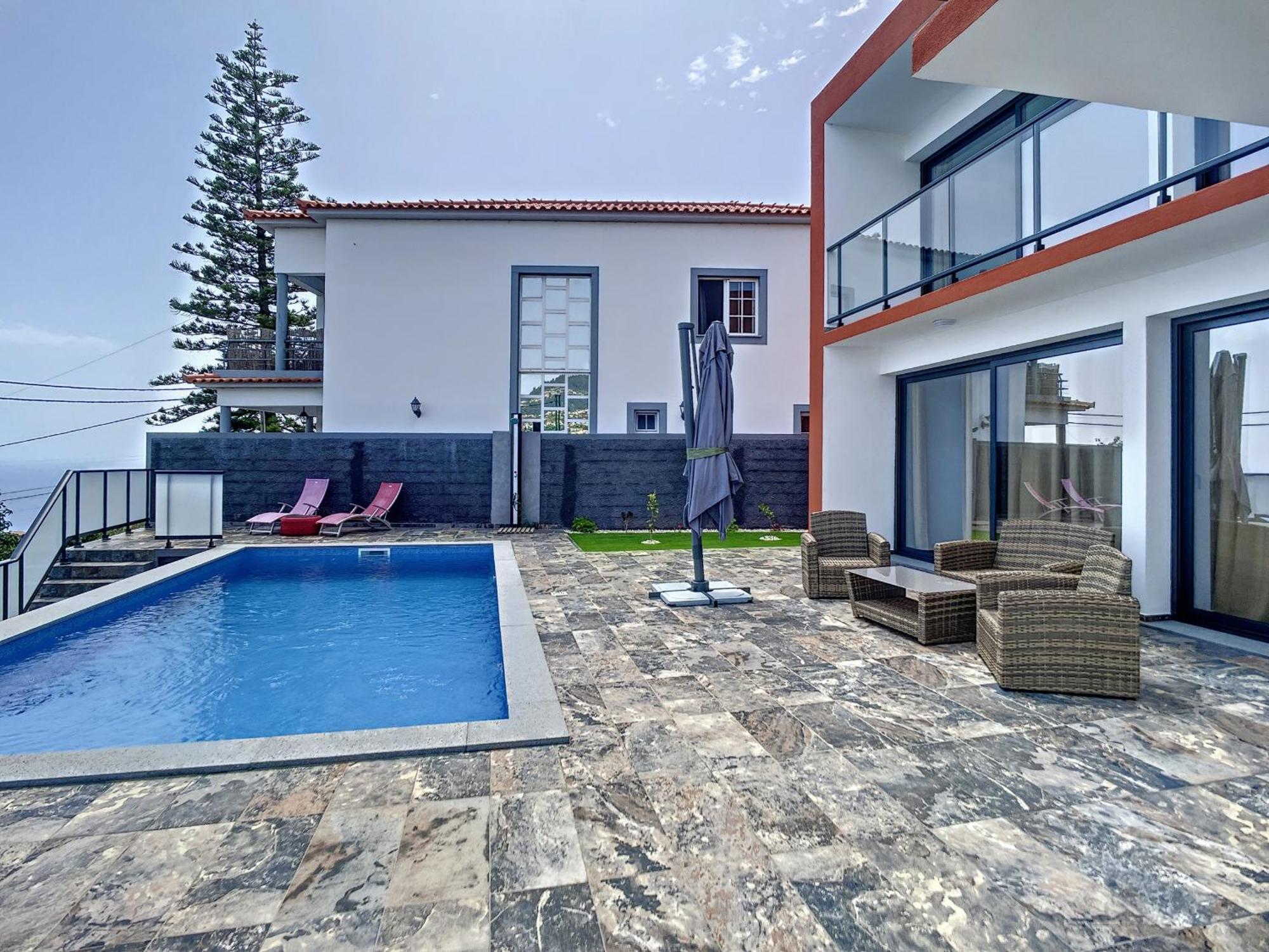 Casa Teixeira By Atlantic Holiday Estreito Da Calheta Luaran gambar